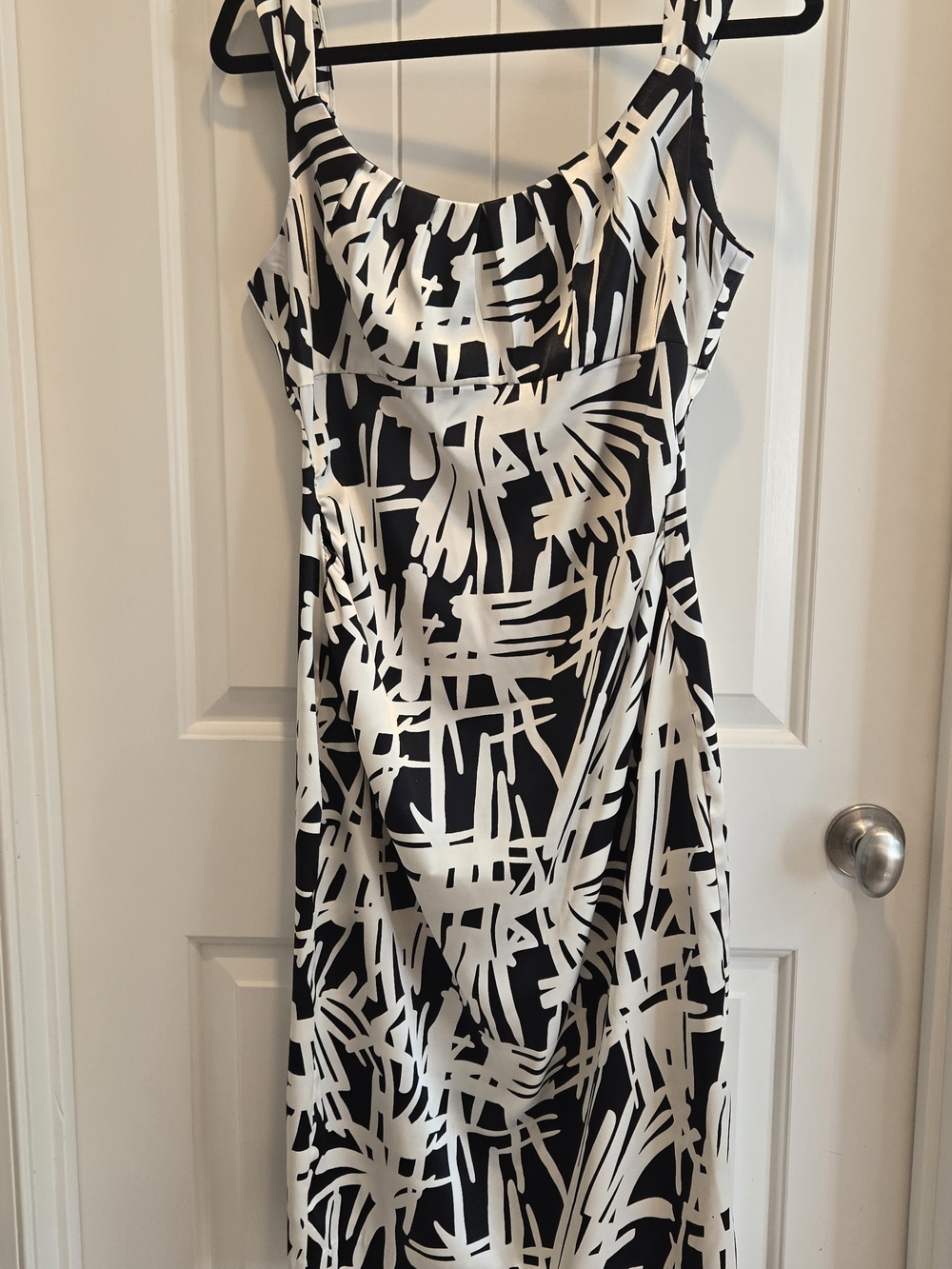 Maggy London Black & White Abstract Midi Dress